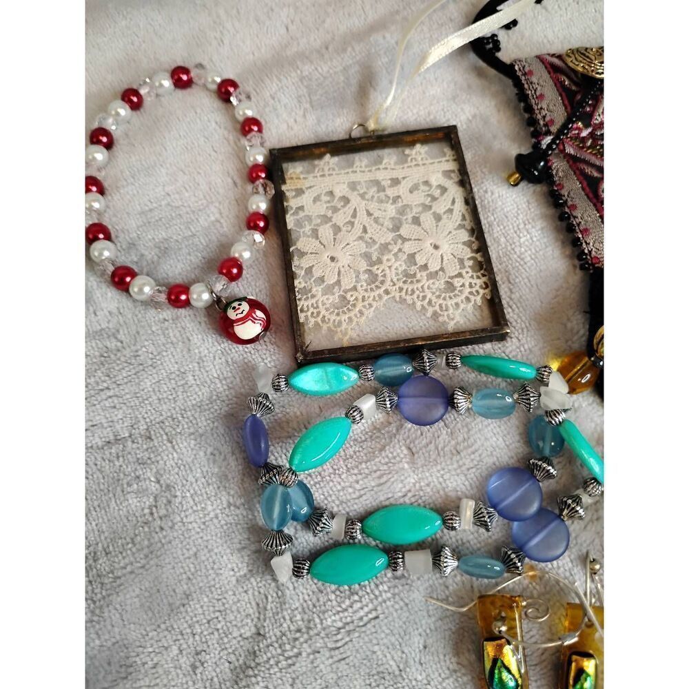Random Handmade Jewelry Bundle - Picture 3 of 7